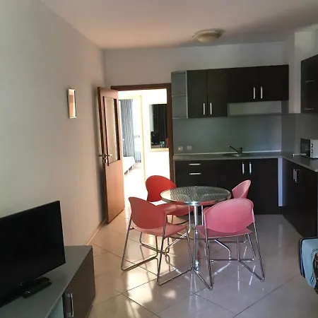 Sofia In Sunny Апартаменты Солнечный берег